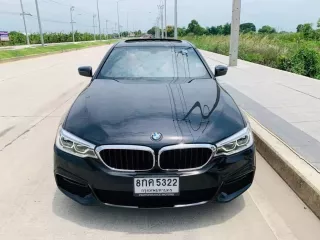 2019 BMW 530e 2.0 M Sport รถเก๋ง 4 ประตู 