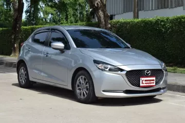 Mazda 2 1.3 C Sport AT 2021 รถบ้านมือเดียวสภาพป้ายแดง เครดิตดีฟรีดาวน์ได้