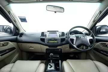  1C001 TOYOTA FORTUNER 3.0 V 2WD AT 2014