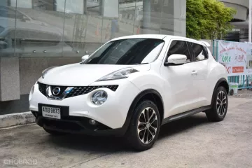 2015 NISSAN JUKE 1.6E ไมล์ 113,000 KM เปลี่ยนโฉมแล้ว รถไม่เคยมีชนหนักหรือจมน้ำ น็อตหน้าหลังเดิม