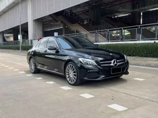 2016 Mercedes-Benz C350e 2.0 e AMG Dynamic รถเก๋ง 4 ประตู 