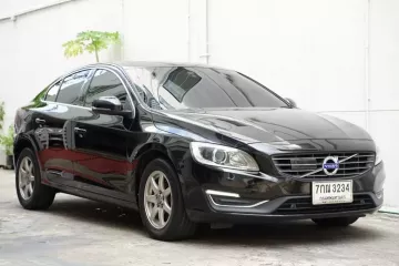 2018 Volvo S60 2.0 D4 รถเก๋ง 4 ประตู ฟรีดาวน์ รถศูนย์ ปนะวัติครบ 