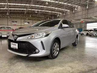 2017 Toyota VIOS 1.5 E รถเก๋ง 4 ประตู ฟรีดาวน์ รับประกันคุณภาพรถ 1 ปี หรือ 20,000 กม*