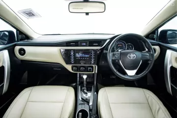 1B877 TOYOTA ALTIS 1.6 G MNC AT 2018