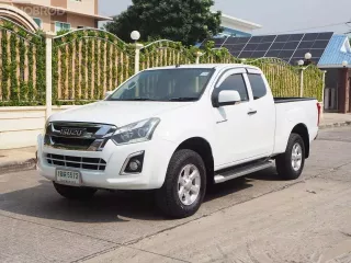 ISUZU D-MAX BLUE POWER SPACECAB HI-LANDER 1.9 DDI Z (MNC) ปี 2017 สภาพนางฟ้า 