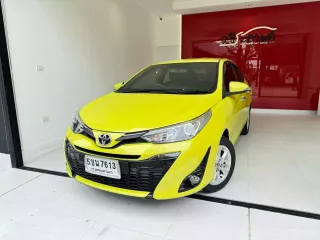 2018 Toyota YARIS 1.2 G รถเก๋ง 5 ประตู 