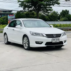 2013 Honda ACCORD 2.4 TECH รถเก๋ง 4 ประตู รถสวย