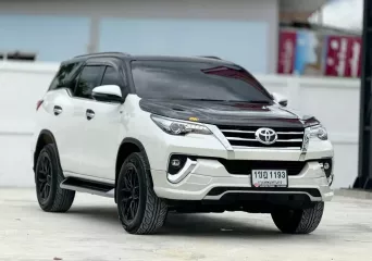 2020 Toyota Fortuner 2.4 V SUV ออกรถ 0 บาท