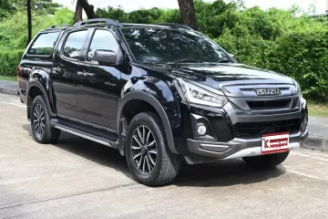 Isuzu D-Max 3.0 CAB-4 Vcross MAX Z-Prestige 4WD 2018 กระบะใช้งานในครอบครัว ชุดแต่งศูนย์