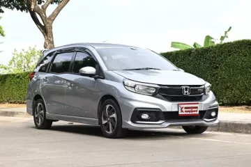 Honda Mobilio 1.5 RS 2017 รถบ้านมือเดียว ชุดแต่งพิเศษจากศูนย์ ซื้อสดฟรีแวท 