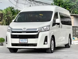 2021 Toyota COMMUTER 2.8 AT แต่งVIP ยนต์เจริญ เต็มระบบ รถตู้/VAN 