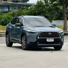 2021 Toyota Corolla Cross Hybrid Premium Safety SUV ออกรถ 0 บาท