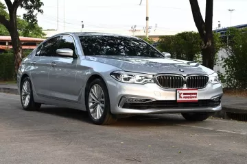 BMW 530e 2.0 G30 Luxury 2018 รถบ้านมือเดียวออกศูนย์ไมล์เพียง 4 หมื่นกว่าโล ฟรีดาวน์ได้