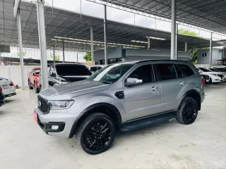 FORD EVEREST 2.0 TITANIUM SPORT ปี 2020 รถบ้าน มือแรกออกห้าง ไมล์น้อย พร้อมใช้ รับประกันตัวถังสวย