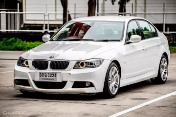 2012 BMW 318i 2 รถเก๋ง 4 ประตู 