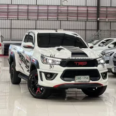 2016 Toyota Hilux Revo 2.4 Prerunner TRD Sportivo รถกระบะ รถบ้านแท้