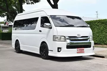 Toyota Hiace 3.0 COMMUTER D4D 2017 รถตู้ใช้งานในครอบครัวป้ายฟ้าแท้ เบาะวีไอพี 8 ที่นั่ง