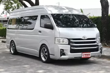 Toyota Hiace 3.0 COMMUTER D4D 2015 รถตู้ใช้งานในครอบครัวป้ายฟ้า แต่งวีไอพีชุดใหญ่ 