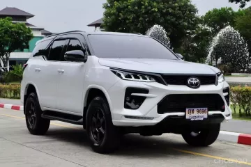 2023 Toyota Fortuner 2.8 GR Sport 4WD SUV เจ้าของขายเอง รถบ้านมือเดียว ไมล์น้อย แต่งสวย 