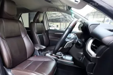 2019 Toyota Fortuner 2.4 V SUV 