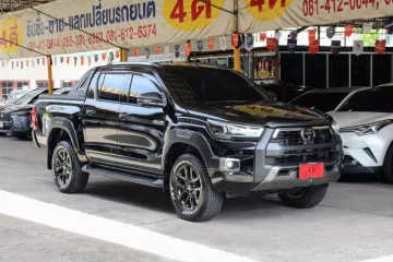 ขายรถ Toyota Hilux Revo 2.4 Prerunner Rocco ปี2023 รถกระบะ 