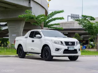 Nissan Navara Calibre 2.5 V DDTi VGS Turbo ปี : 2017จด19