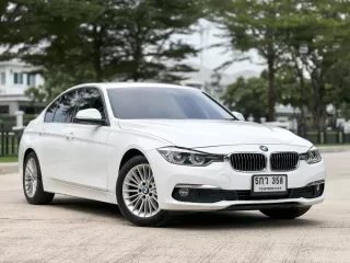 2016 BMW 320d 2.0 Iconic รถเก๋ง 4 ประตู รถบ้านแท้ ไมล์น้อย มือเดียวป้ายแดง 