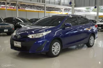 2018 Toyota Yaris Ativ 1.2 J รถเก๋ง 4 ประตู 