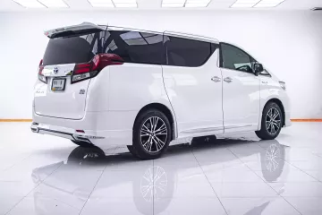 TOYOTA ALPHARD HYBRID E-FOUR 2.5 2016 