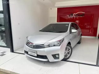 2015 Toyota Corolla Altis 1.8 G รถเก๋ง 4 ประตู 