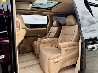 TOYOTA ALPHARD 2.4 V 2012 