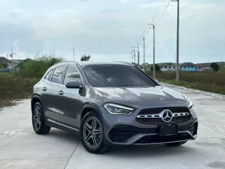 2022 Mercedes-Benz GLA200 1.3 AMG Dynamic SUV ดาวน์ 0% bsi ยังเหลือ 