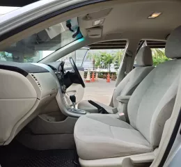 Toyota Altis 1.6 E CNG Auto ปี 2012 