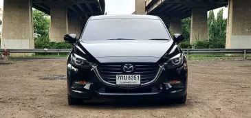 ขาย รถมือสอง 2017 Mazda 3 2.0 S รถเก๋ง 4 ประตู 