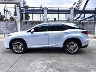 2020 Lexus RX300 2.0 Premium SUV ฟรีดาวน์ รถบ้านมือเดียว ไมล์น้อย 