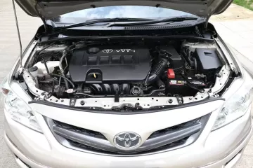 Toyota Corolla Altis 1.8 E 2013 รถบ้านมือเดียวใช้งานในครอบครัวอย่างเดียว ชุดแต่งศูนย์