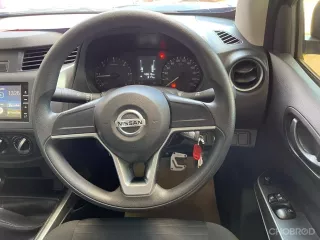 Nissan Navara 2.5 SL MT 2021