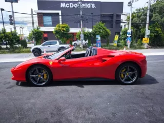 2018 Ferrari 488 Spider 3.9 รถเปิดประทุน ไมล์น้อย  รถศูนย์ไทย ประวัติดี 