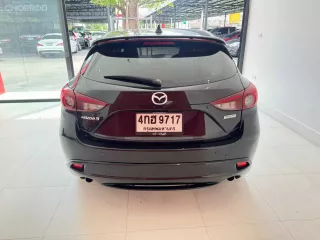 2016 Mazda 3 2.0 E Sports รถเก๋ง 5 ประตู 