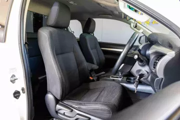 2019 TOYOTA REVO SMARTCAB 2.4 E PRERUNNER AT