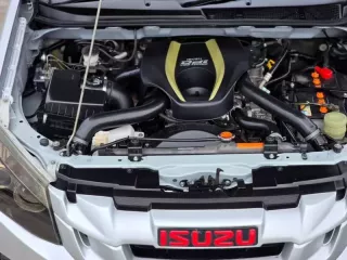 ซื้อขายรถมือสอง Isuzu D-max 2.5 MT cab All New  จดปี 2015 X-Siries 