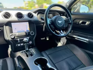 2019 Ford Mustang 2.3 EcoBoost รถเก๋ง 2 ประตู ออกรถง่าย รถสวยไมล์น้อย ออกศูนย์ Ford 