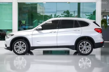 2016 BMW X1 2.0 sDrive18d xLine SUV รถสวยสีเดิมทั้งคัน