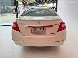 2010 Nissan TEANA 2.0 200 XL Sport รถเก๋ง 4 ประตู 