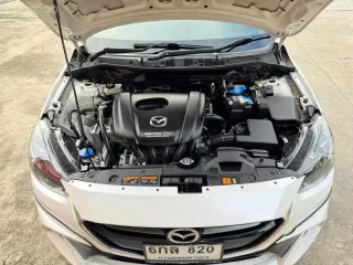 2017 Mazda 2 1.3 High Connect รถเก๋ง 4 ประตู ออกรถง่าย