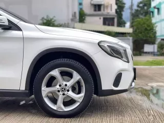 2019 Mercedes-Benz GLA200 1.6 Urban SUV รถมือเดียวออกจากศูนย์ Benz ออกรถฟรีดาวน์ได้