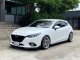 2017 Mazda 3 2.0 E Sports รถเก๋ง 5 ประตู รถสวย-9