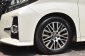 Toyota Alphard 2.4 SC Package ปี 2017 วิ่ง 8x,xxx km สีเดิม เครื่องยนต์เบนซินล้วน-5