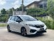 2018 Honda JAZZ 1.5 RS i-VTEC ตัวท๊อป รถมือเดียว ไมล์น้อย เข้าศูนย์ตลอด รถสวยไม่มีอุบัติเหตุหนัก-18