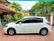 2011 Nissan Tiida 1.6 G สีขาวมุกTopสุด  เจ้าของขายเอง วิ่งน้อยสภาพป้ายแดง ดูแลรักษาอย่างดี  -1